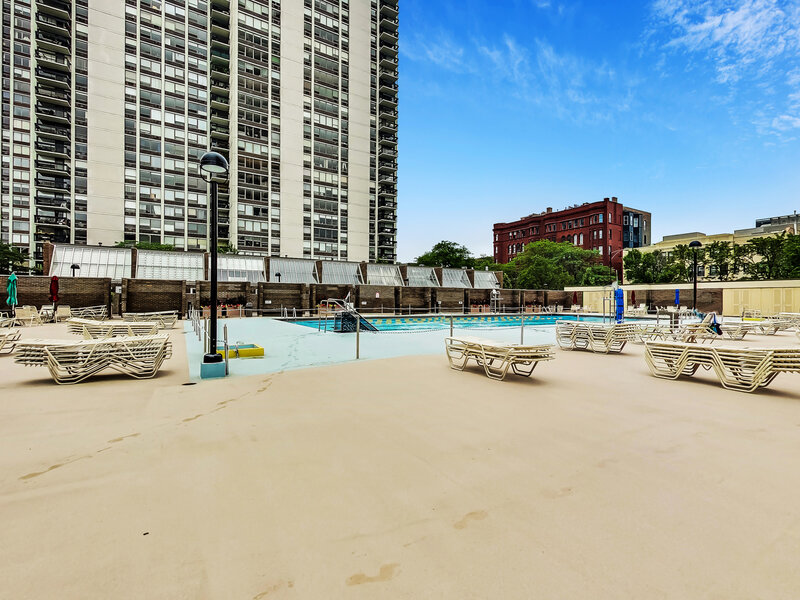 1455 N Sandburg Terrace Chicago IL 60610