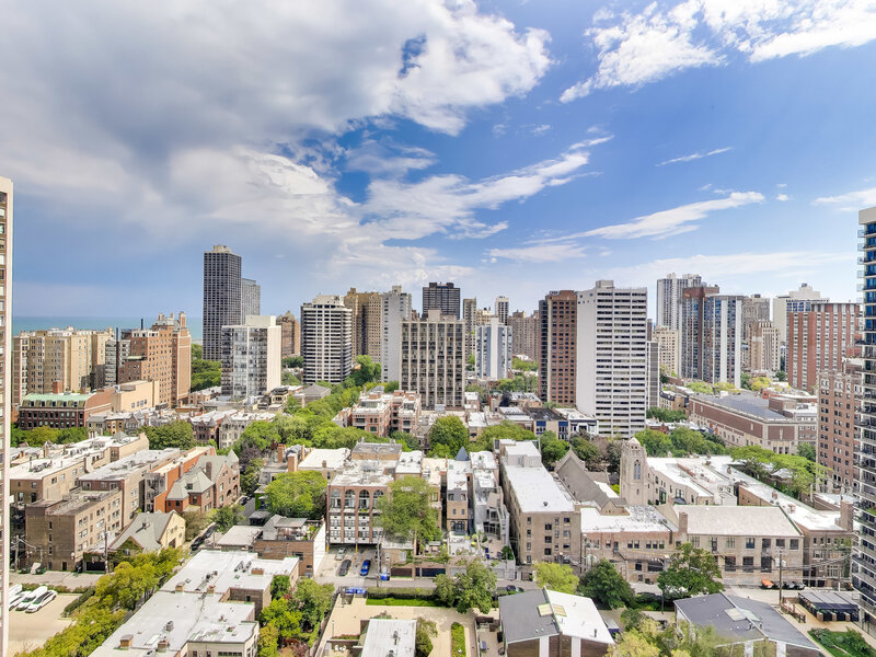 1455 N Sandburg Terrace Chicago IL 60610