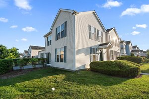 Photo of 1651 Linden Park Lane Aurora IL 60504