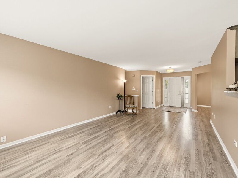 210 Stillwater Court Oswego IL 60543