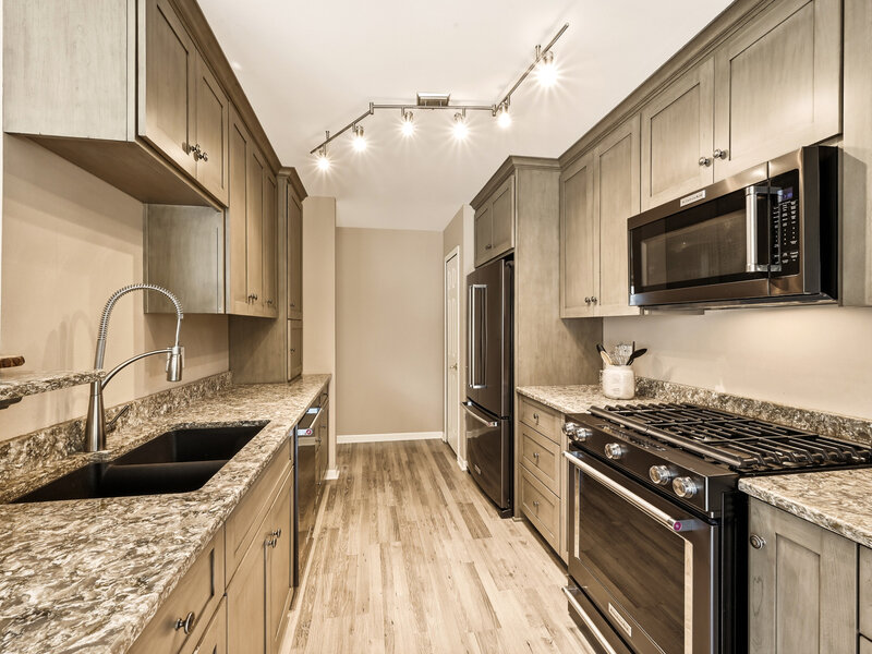 210 Stillwater Court Oswego IL 60543