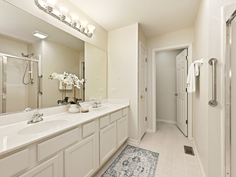 210 Stillwater Court Oswego IL 60543