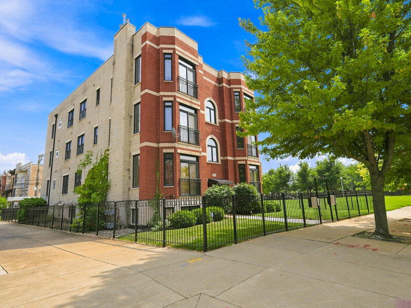 4135 S Vincennes Avenue Chicago IL 60653