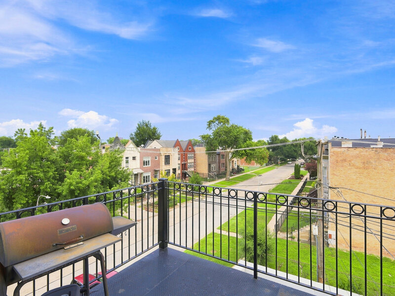 4135 S Vincennes Avenue Chicago IL 60653