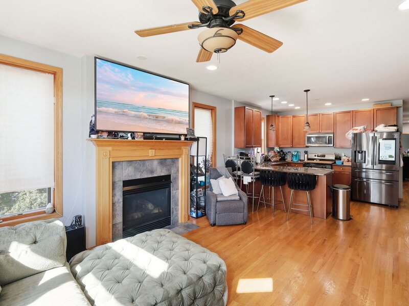 4135 S Vincennes Avenue Chicago IL 60653