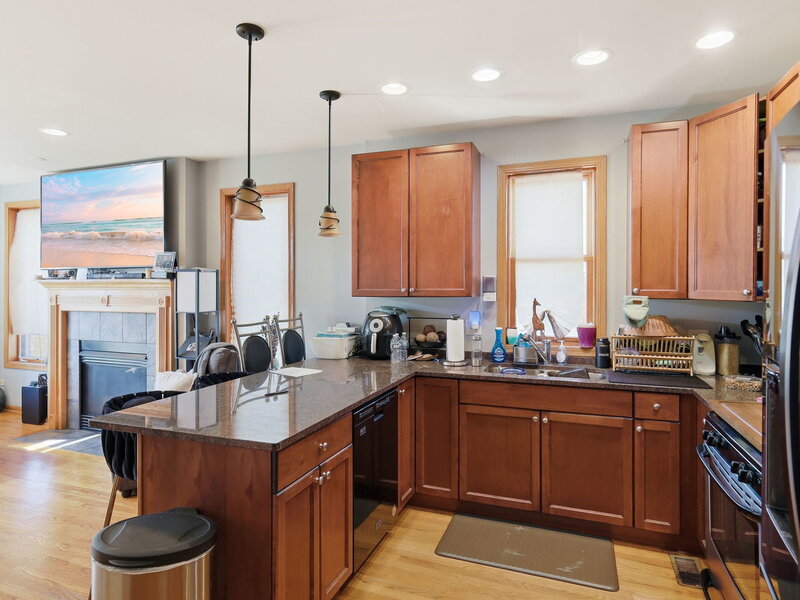 4135 S Vincennes Avenue Chicago IL 60653