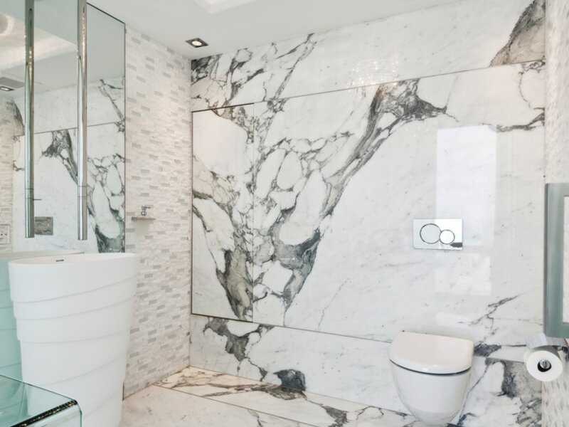 111 E Chestnut Street Chicago IL 60611