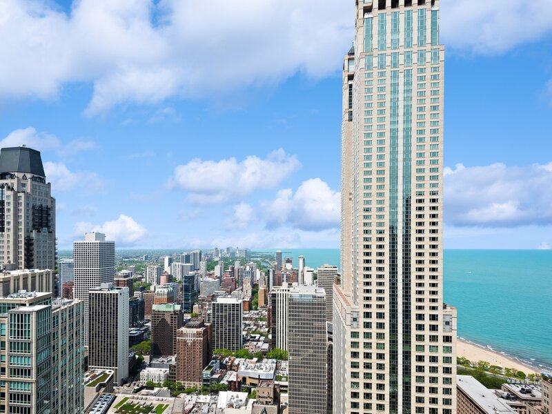 111 E Chestnut Street Chicago IL 60611