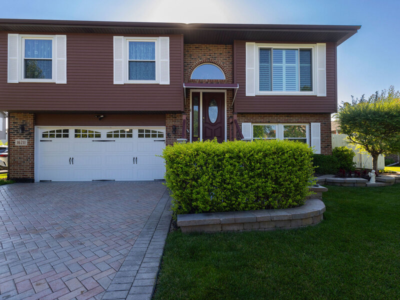 16211 Hunter Court Orland Hills IL 60487