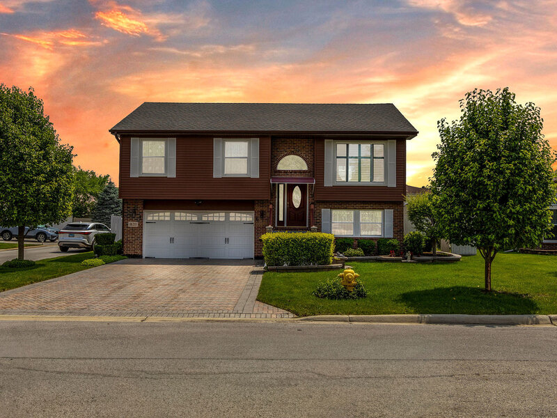 16211 Hunter Court Orland Hills IL 60487