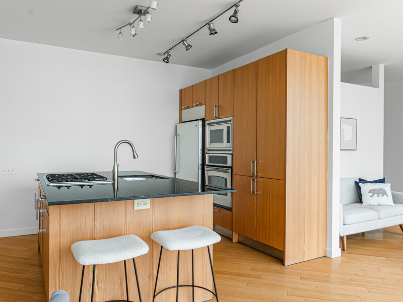 653 N Kingsbury Street Chicago IL 60654
