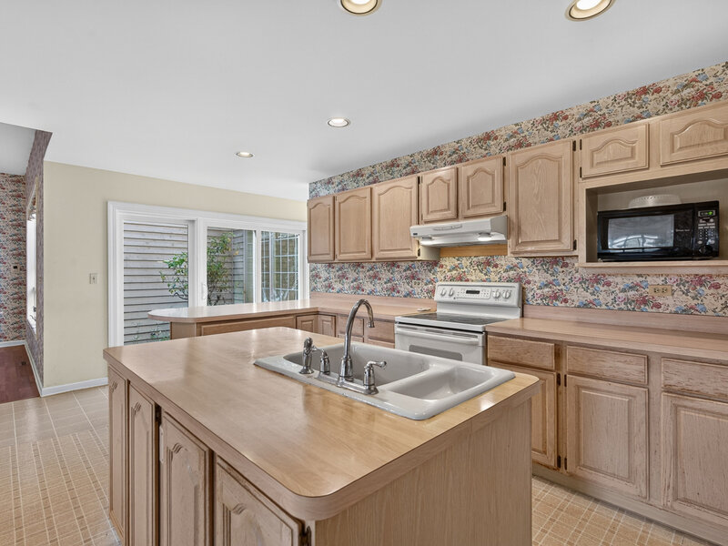 25651 W Illinois Route 60 Highway Grayslake IL 60030
