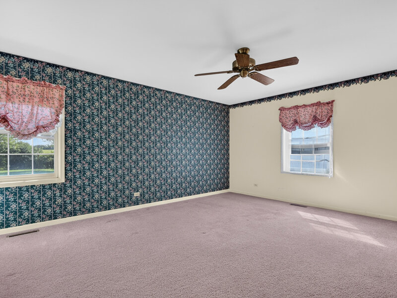 25651 W Illinois Route 60 Highway Grayslake IL 60030