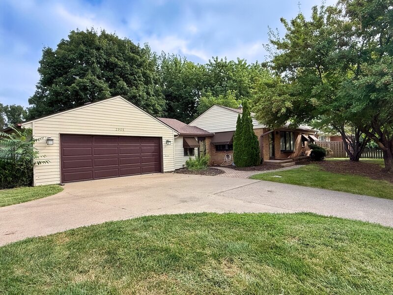 2905 31st Avenue Rock Island IL 61201