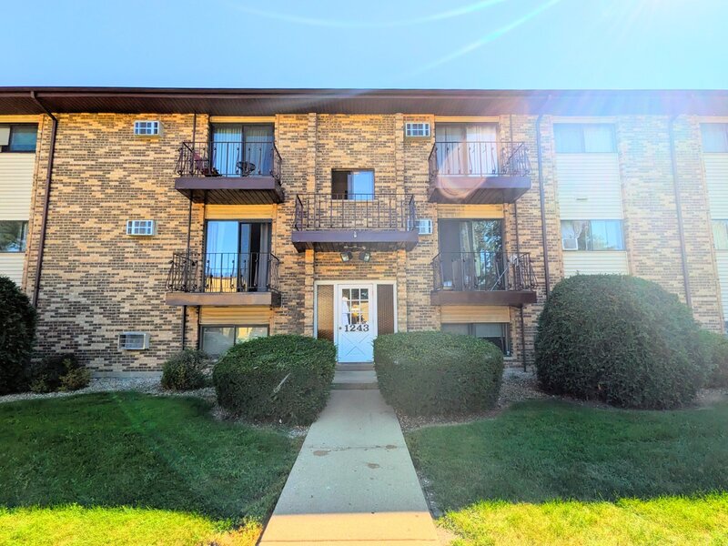1243 Brown Street Des Plaines IL 60016