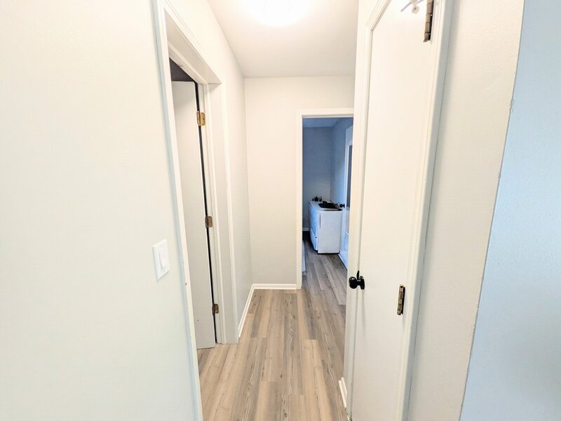 1243 Brown Street Des Plaines IL 60016