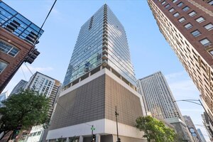 Photo of 550 N Saint Clair Street Chicago IL 60611 Unit 1302