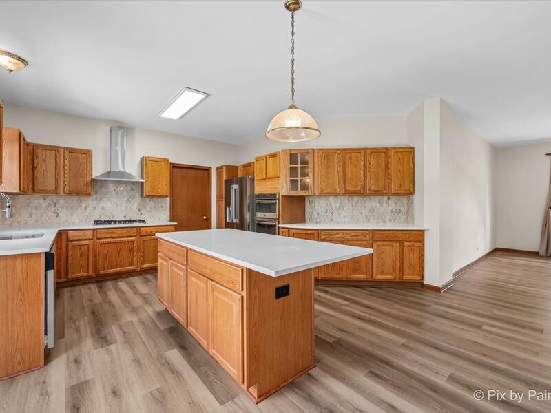 2240 Barrett Drive Algonquin IL 60102