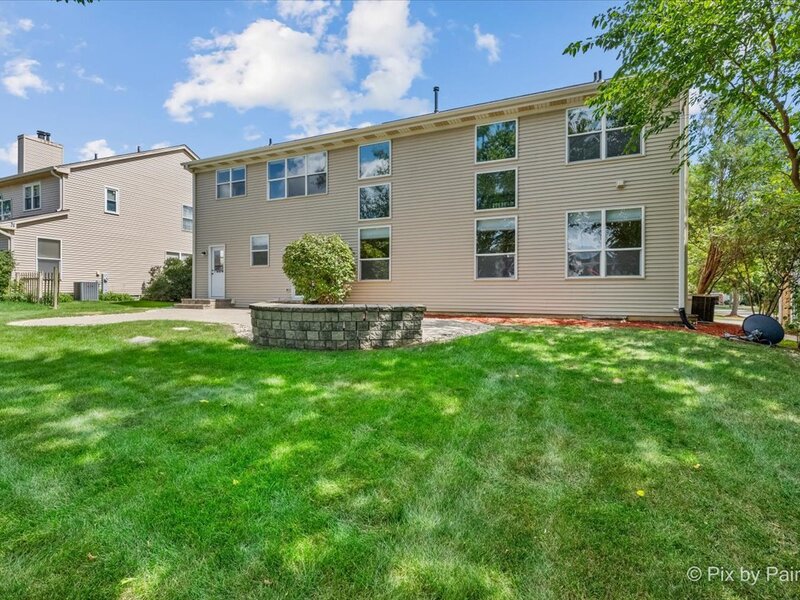 2240 Barrett Drive Algonquin IL 60102