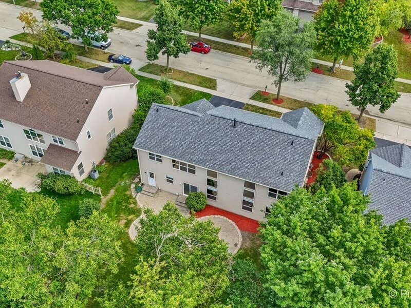 2240 Barrett Drive Algonquin IL 60102