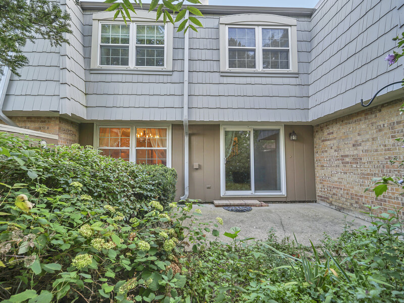 640 Burgundy Court Elk Grove Village IL 60007