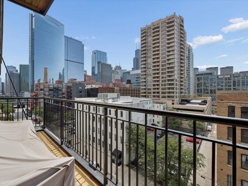 616 W Fulton Street Chicago IL 60661