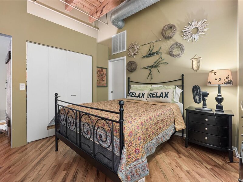 616 W Fulton Street Chicago IL 60661