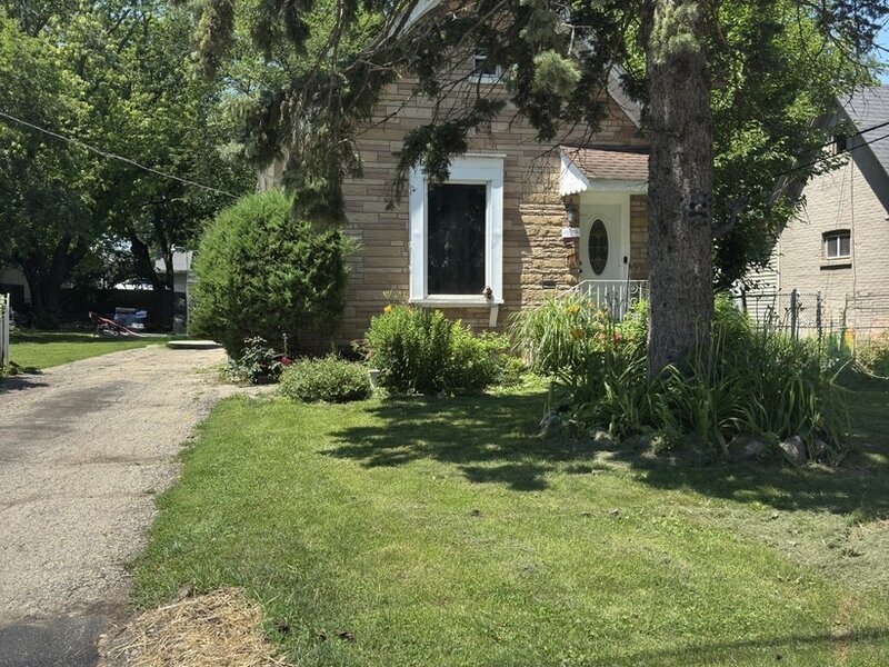 610 Mcclure Avenue Elgin IL 60123