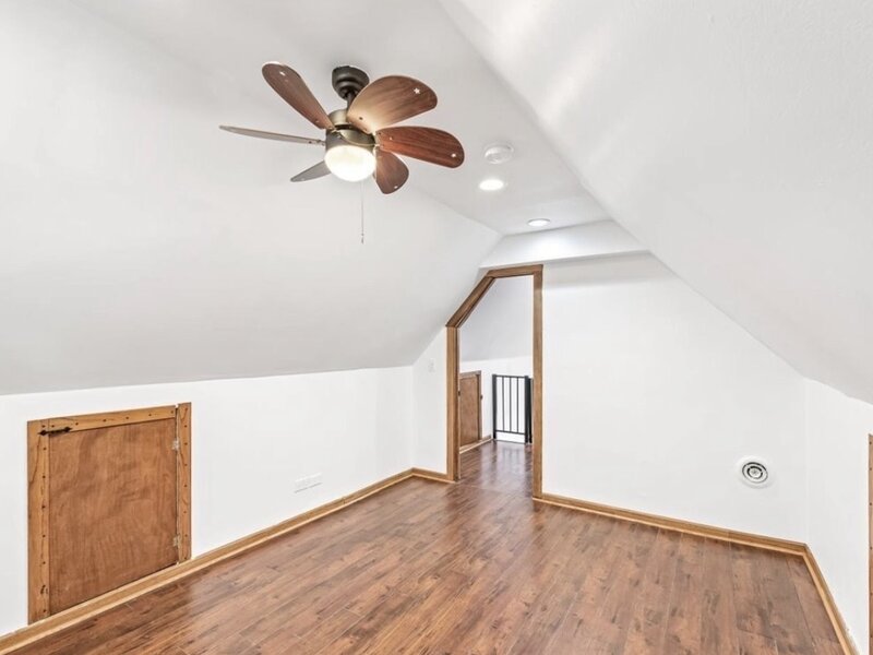 610 Mcclure Avenue Elgin IL 60123