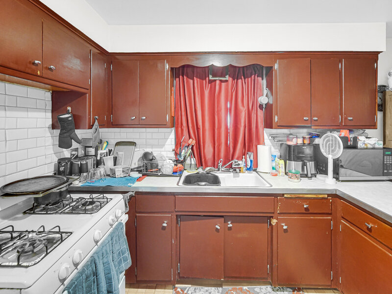2970 W Columbus Avenue Chicago IL 60652