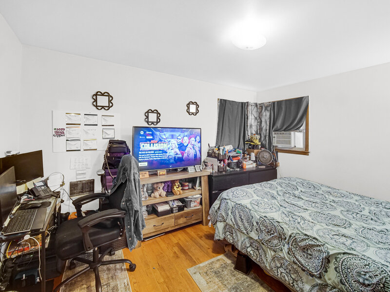 2970 W Columbus Avenue Chicago IL 60652