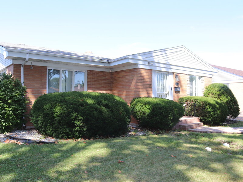 10834 Hastings Street Westchester IL 60154