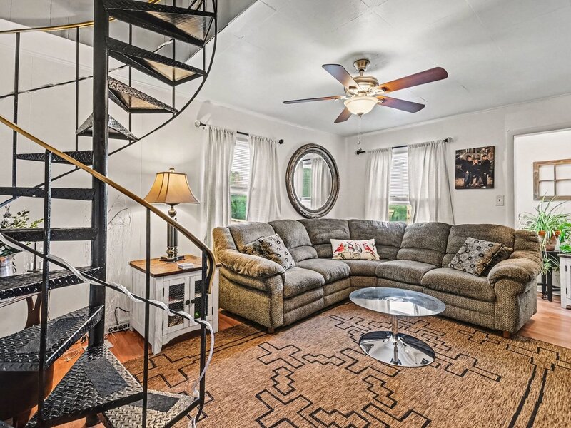 404 N River Street Batavia IL 60510