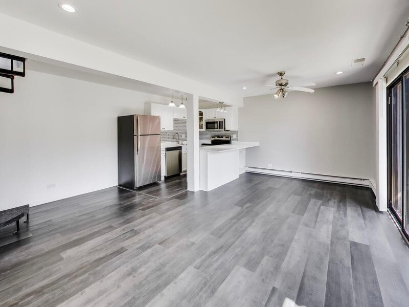 22 Jamaica Colony Fox Lake IL 60020