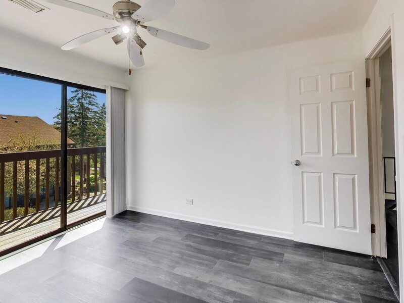 22 Jamaica Colony Fox Lake IL 60020