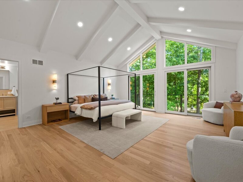 1221 Loch Lane Lake Forest IL 60045