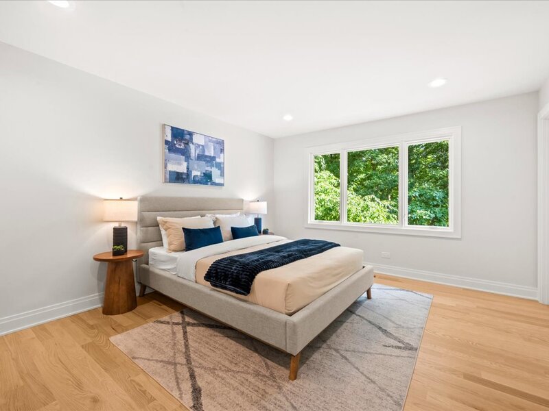 1221 Loch Lane Lake Forest IL 60045