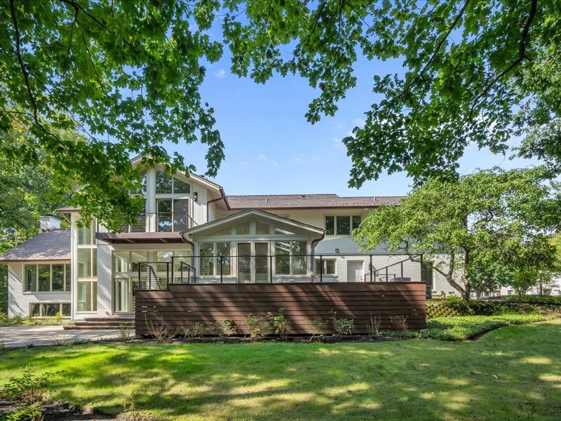 1221 Loch Lane Lake Forest IL 60045