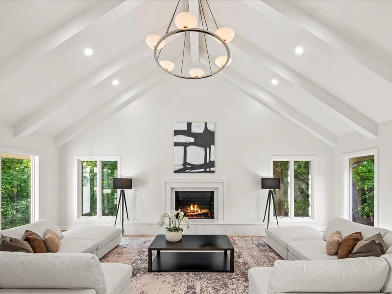 1221 Loch Lane Lake Forest IL 60045