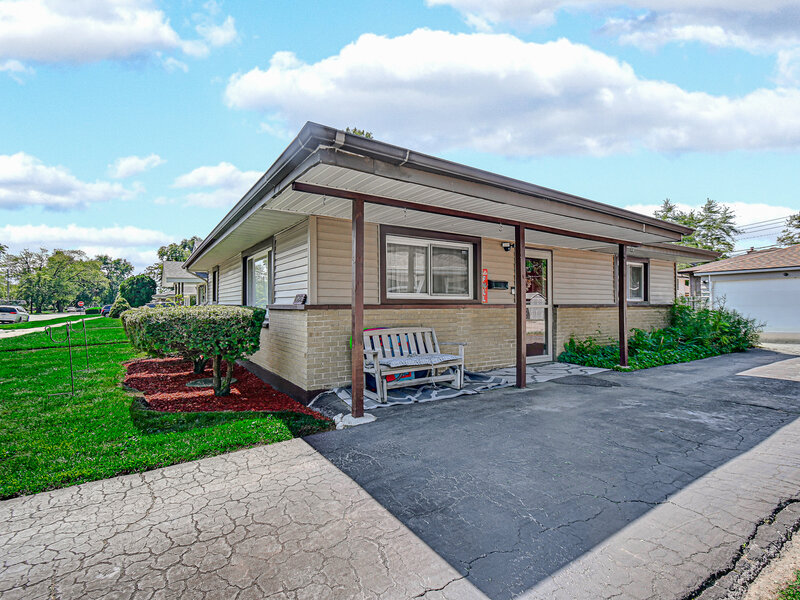 15218 Dorchester Avenue Dolton IL 60419