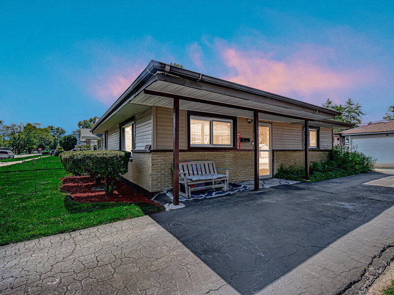 15218 Dorchester Avenue Dolton IL 60419