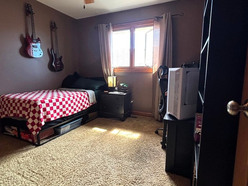 17002 Ozark Avenue Tinley Park IL 60477