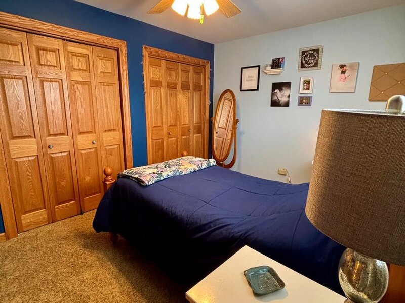 17002 Ozark Avenue Tinley Park IL 60477