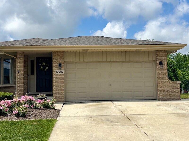 17002 Ozark Avenue Tinley Park IL 60477