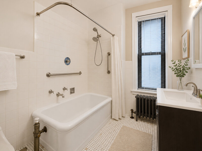 5300 S Shore Drive Chicago IL 60615