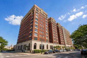 Photo of 5300 S Shore Drive Chicago IL 60615 Unit 810