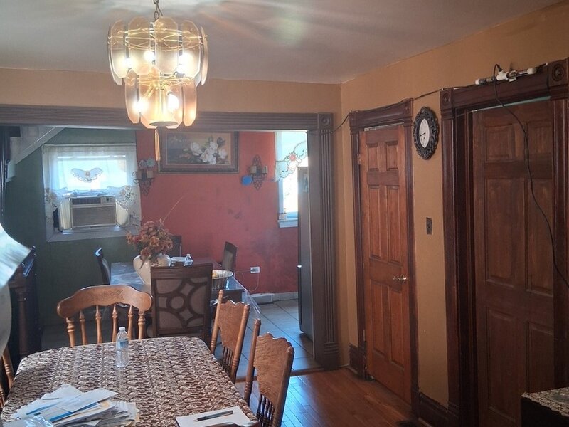 10342 S Avenue N Avenue Chicago IL 60617