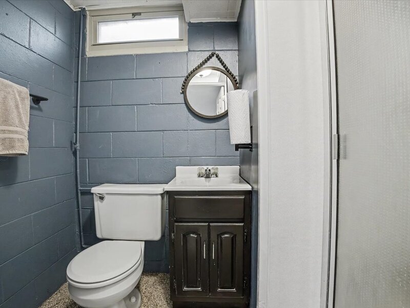 8 Briarwood Avenue Bloomington IL 61701