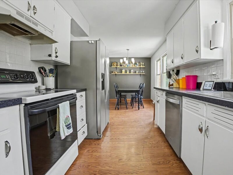 8 Briarwood Avenue Bloomington IL 61701