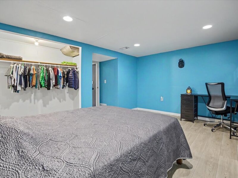 8 Briarwood Avenue Bloomington IL 61701